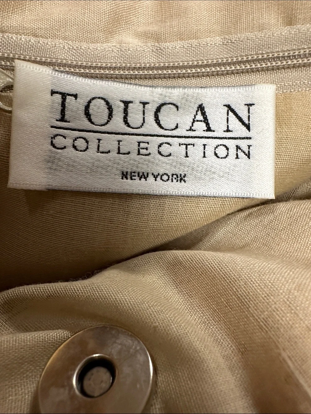 The Toucan Collection New York Vintage straw / Raffia Lined Hobo Bag